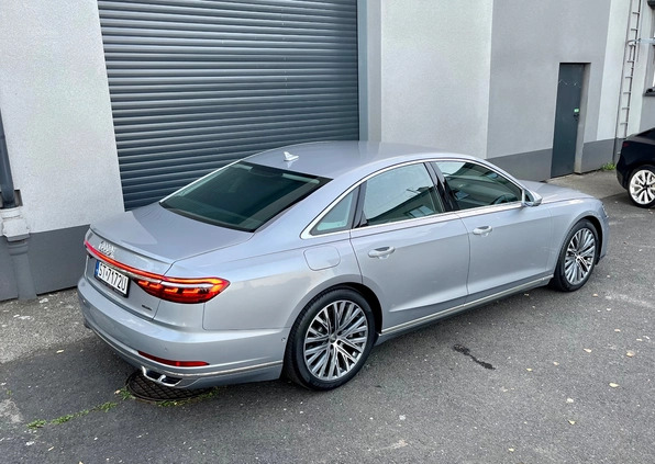 Audi A8 cena 250000 przebieg: 85000, rok produkcji 2018 z Mysłowice małe 121